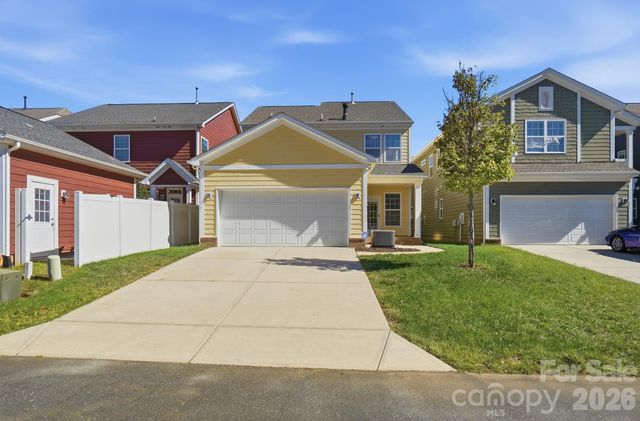 10544 Royal Winchester Drive, Charlotte, NC 28277