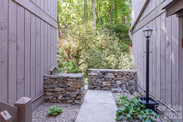 55 Lake Drive P2, Laurel Park, NC 28739
