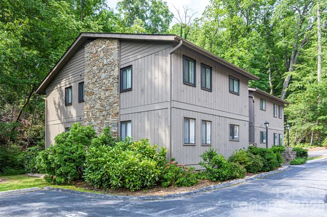 55 Lake Drive P2, Laurel Park, NC 28739