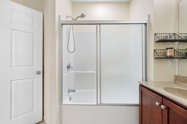 2109 Simeon Howard Way 2109, Westborough, MA 01581
