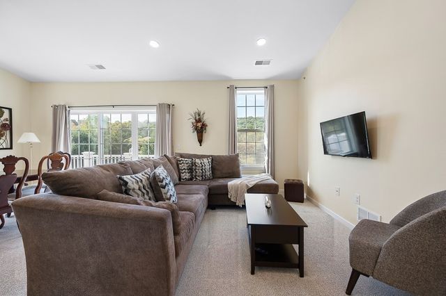 2109 Simeon Howard Way 2109, Westborough, MA 01581