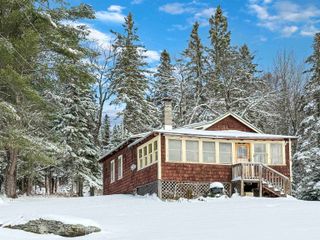 19 Gray Road, Pittsburg, NH 03592