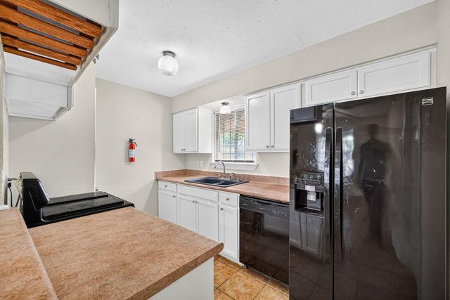 1230 Hopper Road, Houston, TX 77037