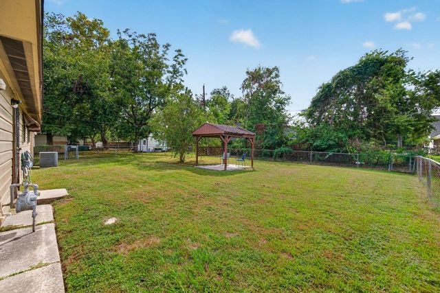 1230 Hopper Road, Houston, TX 77037