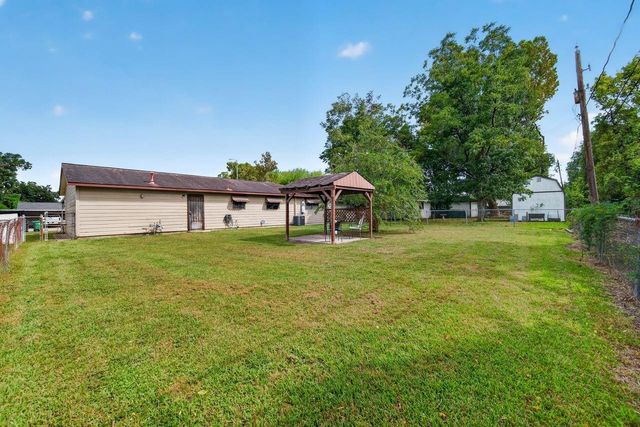 1230 Hopper Road, Houston, TX 77037