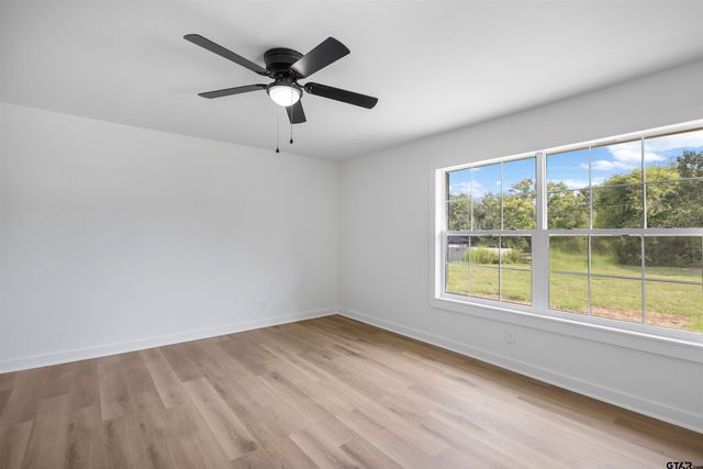 798 Mallory St, Lindale, TX 75771