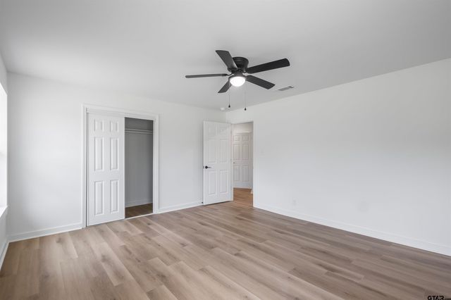 798 Mallory St, Lindale, TX 75771