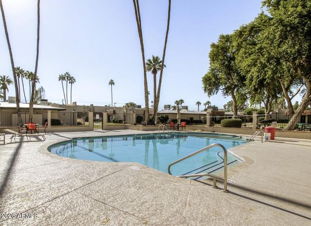 1320 E BETHANY HOME Road 77, Phoenix, AZ 85014