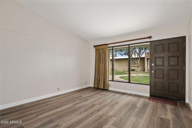 1320 E BETHANY HOME Road 77, Phoenix, AZ 85014
