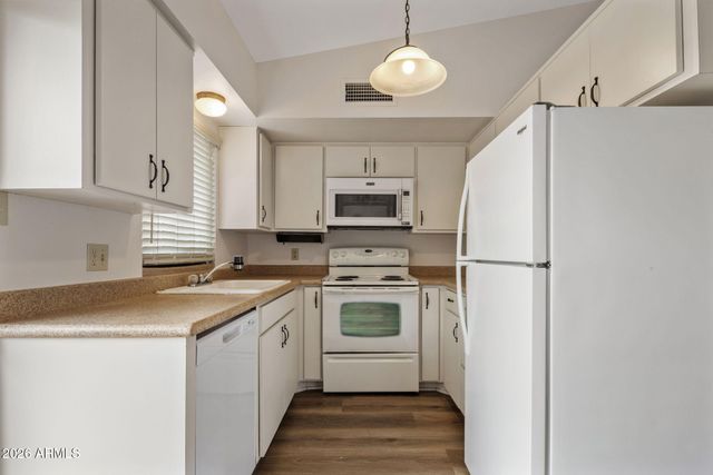 1320 E BETHANY HOME Road 77, Phoenix, AZ 85014