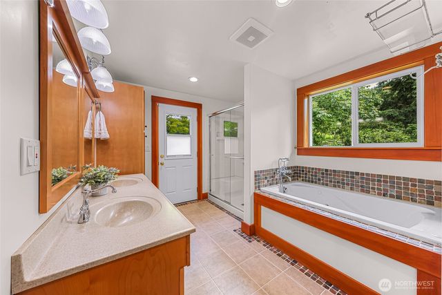 1905 Mt Baker Highway, Bellingham, WA 98226
