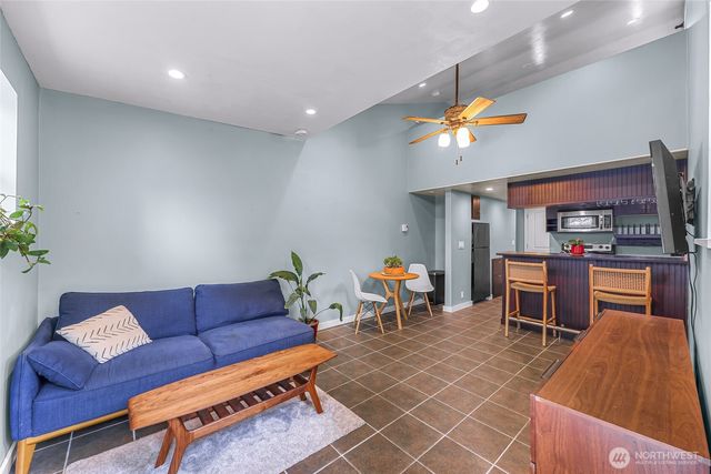 1905 Mt Baker Highway, Bellingham, WA 98226
