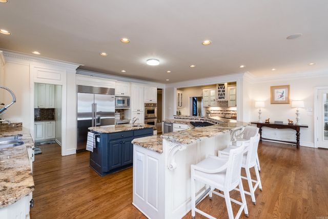 68 Chenal Circle, Little Rock, AR 72223