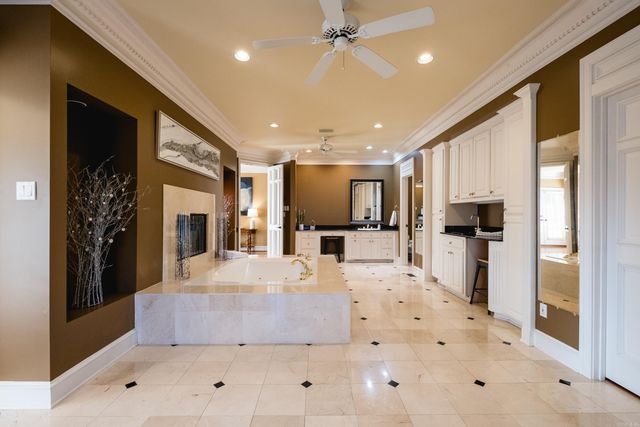 68 Chenal Circle, Little Rock, AR 72223