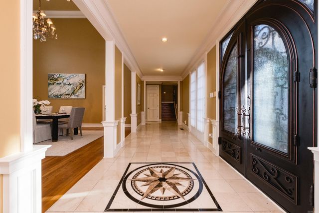 68 Chenal Circle, Little Rock, AR 72223