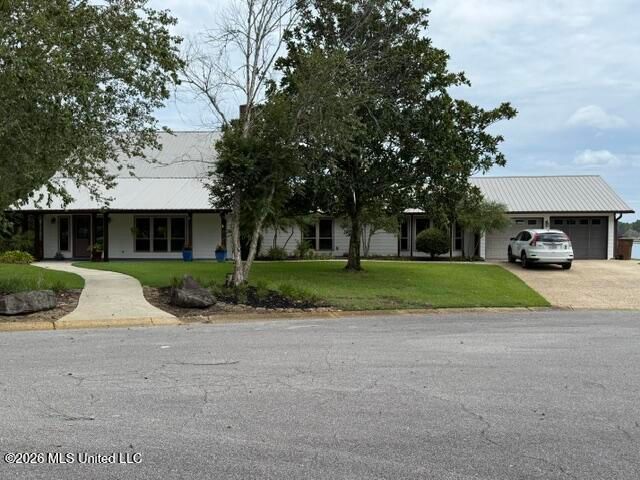 12304 Rollingwood Court, Gulfport, MS 39503