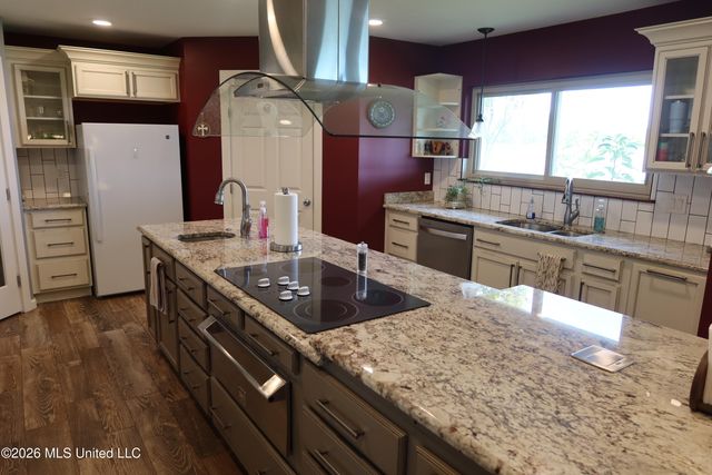 12304 Rollingwood Court, Gulfport, MS 39503