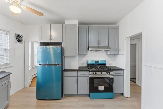 102 Overhill Road, Providence, RI 02906