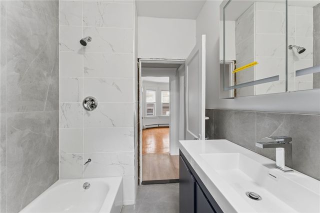 102 Overhill Road, Providence, RI 02906