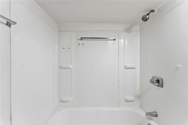 102 Overhill Road, Providence, RI 02906