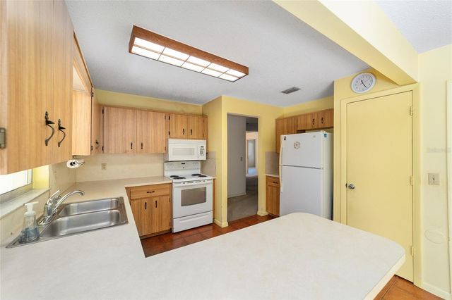 9371 SW 82ND TERRACE E, Ocala, FL 34481