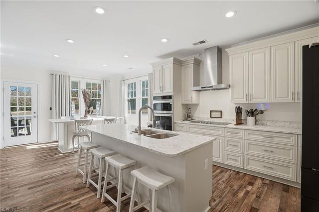 4 Martz CT, Cape Charles, VA 23310