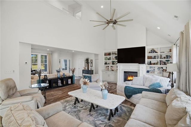 4 Martz CT, Cape Charles, VA 23310