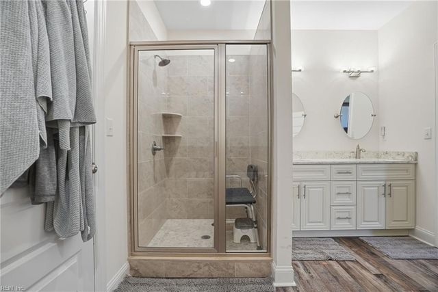 4 Martz CT, Cape Charles, VA 23310