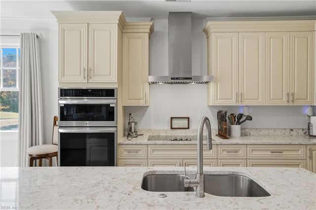 4 Martz CT, Cape Charles, VA 23310