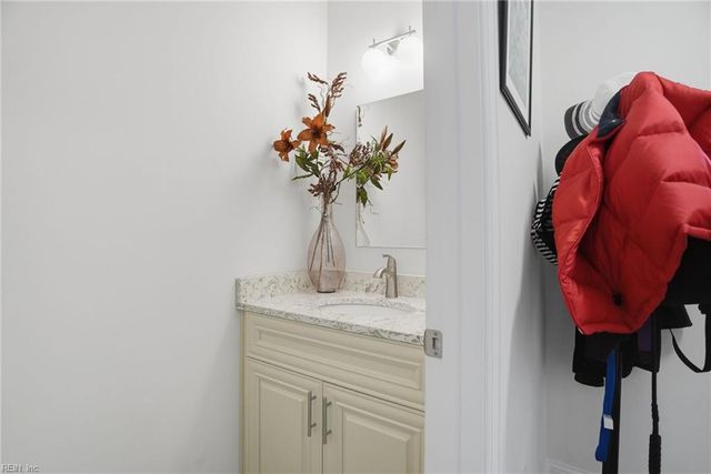 4 Martz CT, Cape Charles, VA 23310