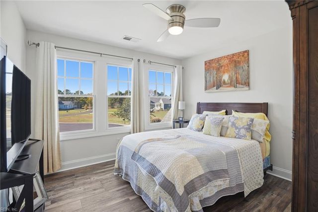 4 Martz CT, Cape Charles, VA 23310