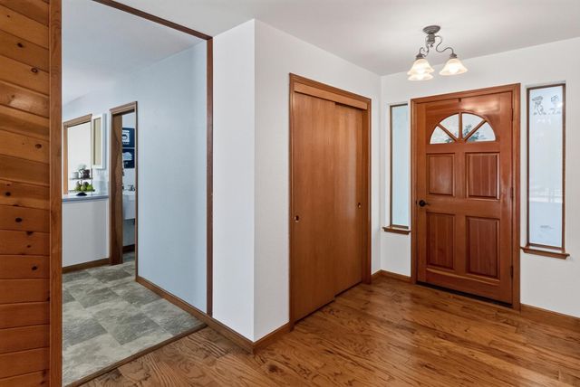 18018 Hummingbird Dr, Penn Valley, CA 95946