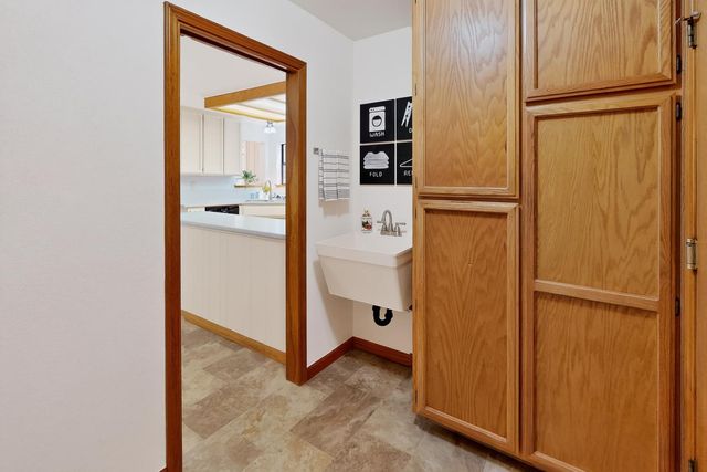 18018 Hummingbird Dr, Penn Valley, CA 95946