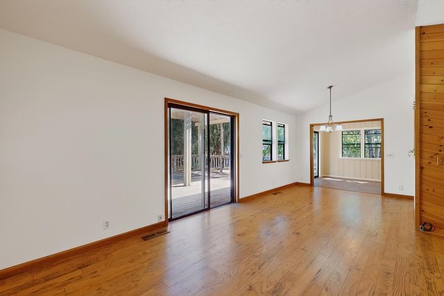 18018 Hummingbird Dr, Penn Valley, CA 95946