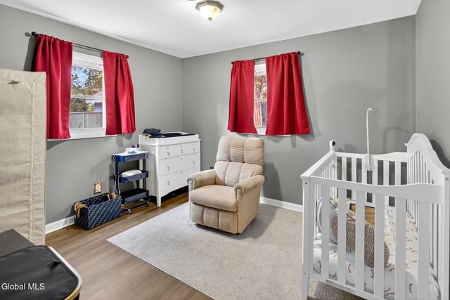 163 Chiswell Road, Schenectady, NY 12304