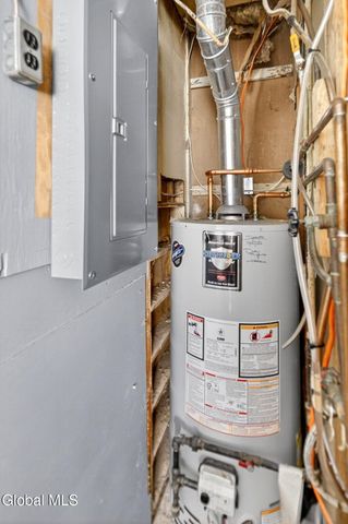 163 Chiswell Road, Schenectady, NY 12304