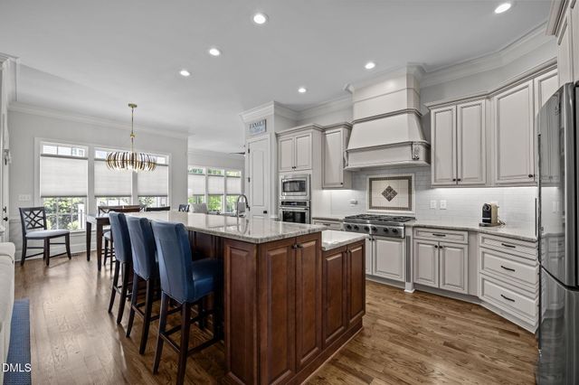 7011 Churchill Falls Place, Apex, NC 27539