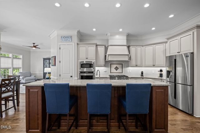 7011 Churchill Falls Place, Apex, NC 27539