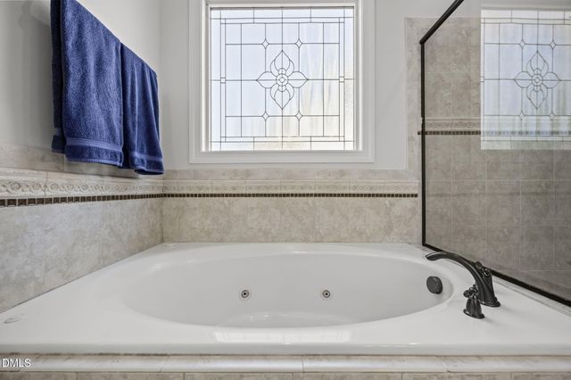 7011 Churchill Falls Place, Apex, NC 27539