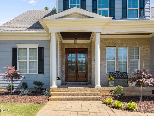 7011 Churchill Falls Place, Apex, NC 27539