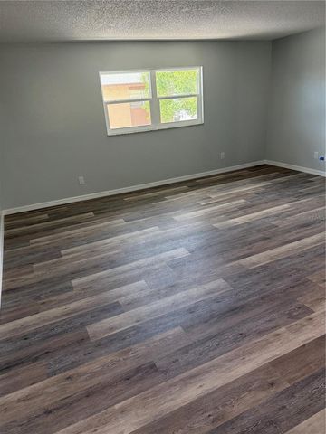 439 76TH AVENUE N, St Petersburg, FL 33702