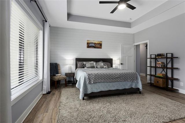 816 Eve Orchid Drive, Greenwood, MO 64034