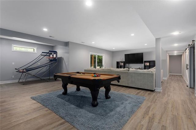 816 Eve Orchid Drive, Greenwood, MO 64034