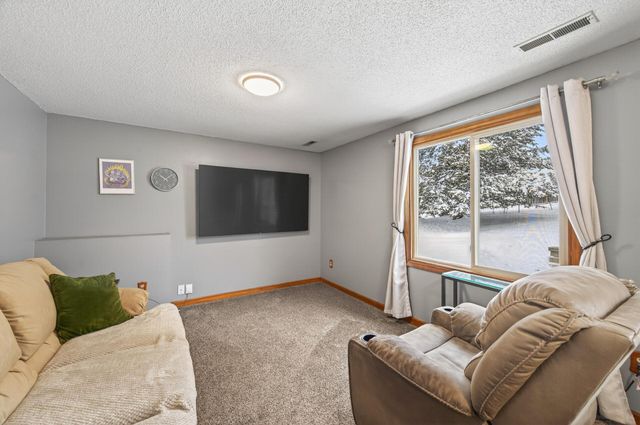 1785 131st Lane NW, Coon Rapids, MN 55448