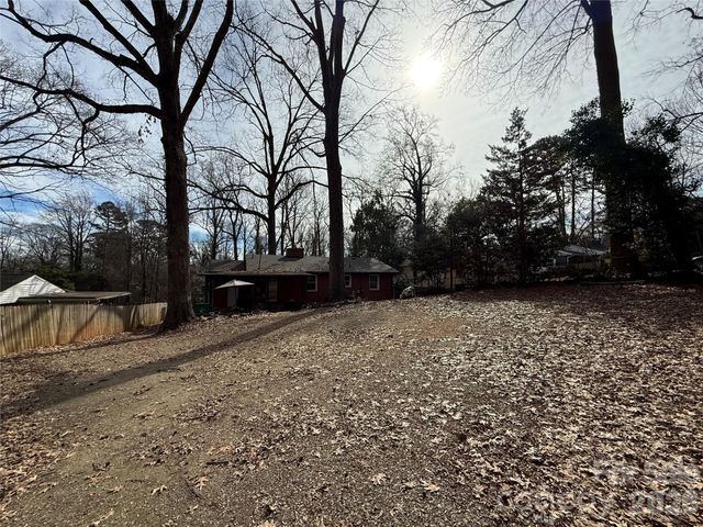 1826 Camp Greene Street, Charlotte, NC 28208