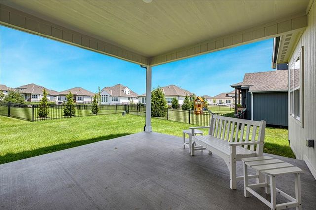 13010 W 174th Terrace, Overland Park, KS 66221
