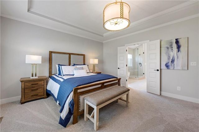 13010 W 174th Terrace, Overland Park, KS 66221