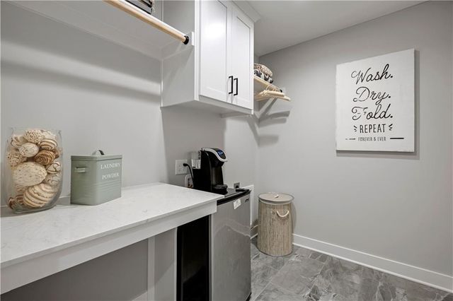 13010 W 174th Terrace, Overland Park, KS 66221