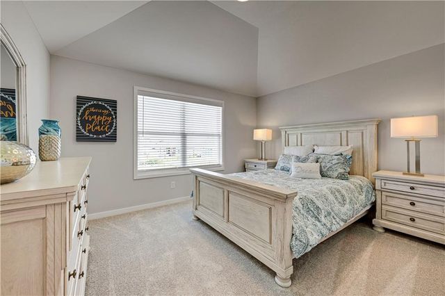 13010 W 174th Terrace, Overland Park, KS 66221