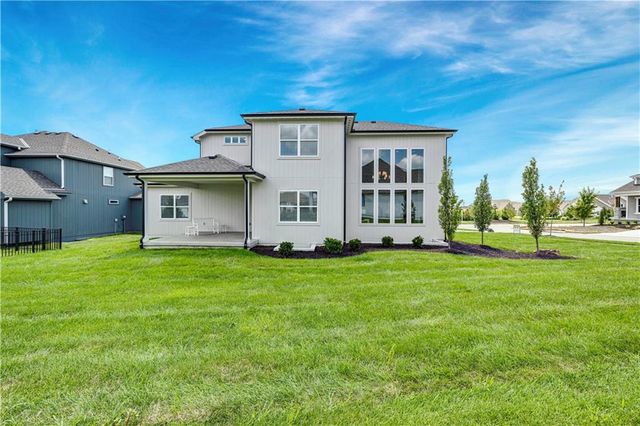 13010 W 174th Terrace, Overland Park, KS 66221